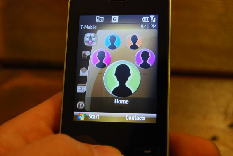 Illustration for article titled T-Mobile HTC Shadow Finally Emerges Looking Damn Good (Gallery)